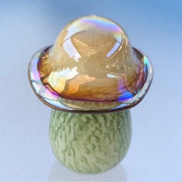 Hand Blown Glass Mushroom Toadstool Paperweight - Picture 3 of 5